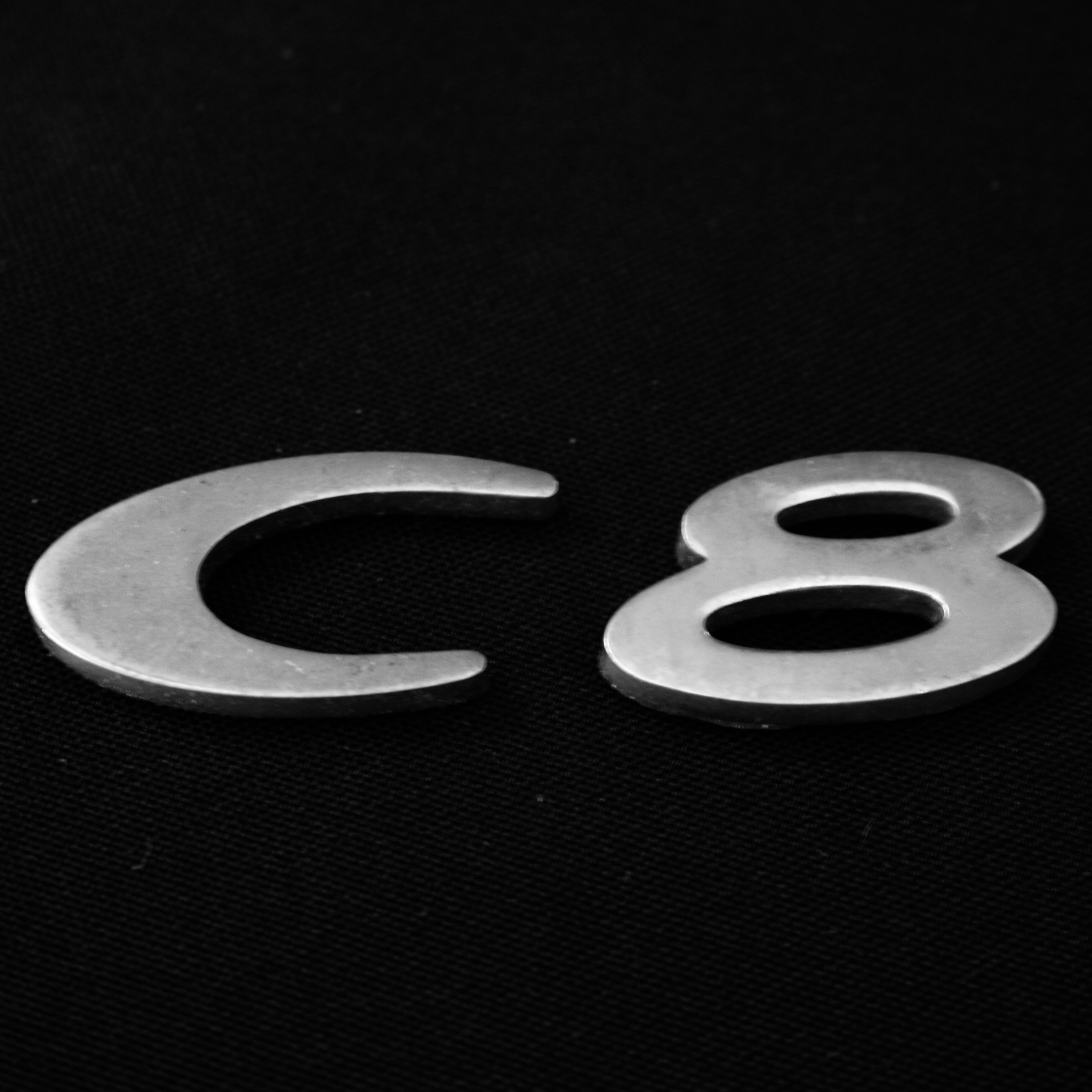 Logo C8