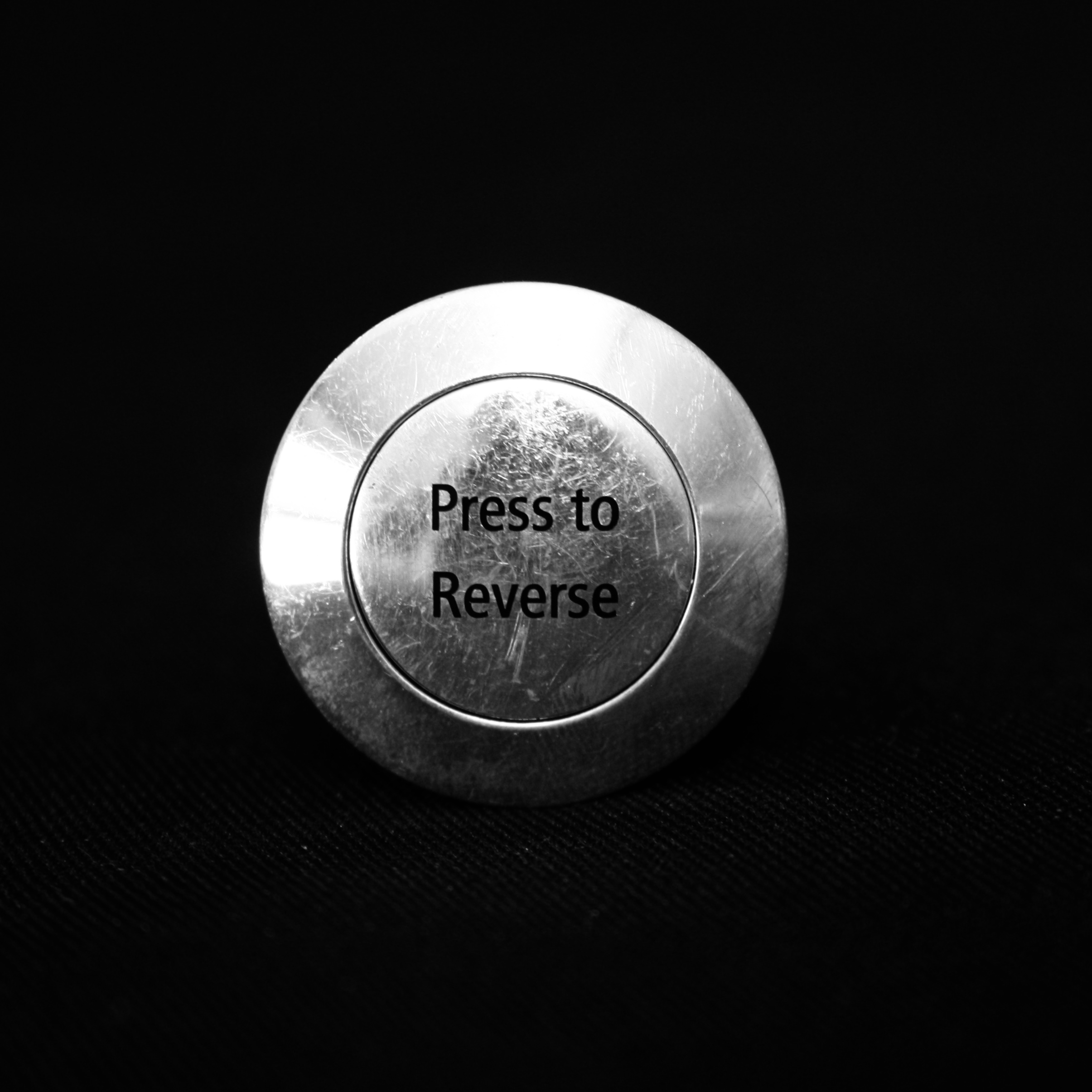 Reverse</br>button